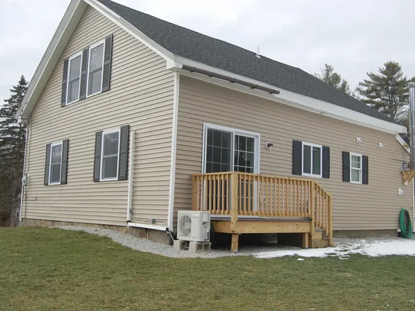 52 Brookline St, Townsend, MA 01469