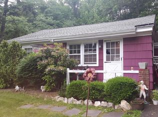 146 Farrington Rd, Matawan, NJ 07747