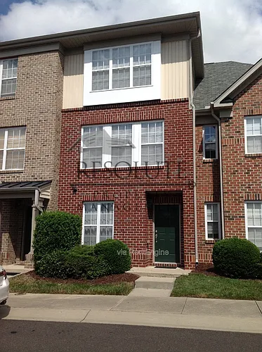 9804 Grettle Ct Photo 1