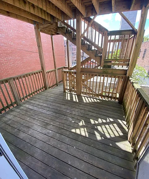 312 Meridian St #1 — Photo 15
