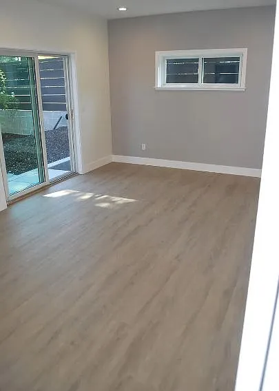 242 Elaine Dr #A — Photo 17