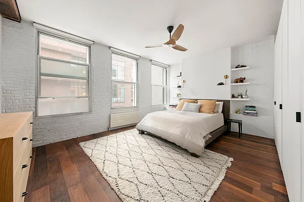 Rented by SERHANT. | media 6