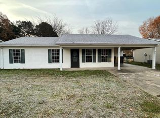 1102 Walker St, Paragould, AR 72450