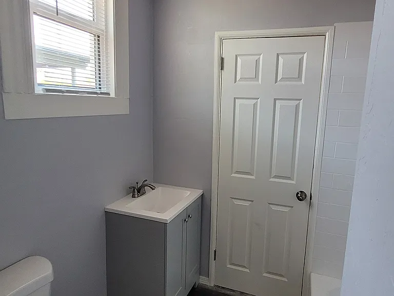829 E 7th St #835/5 — Photo 12