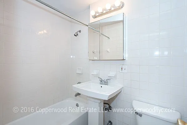 Rented by Copperwood Real Estate | media 20