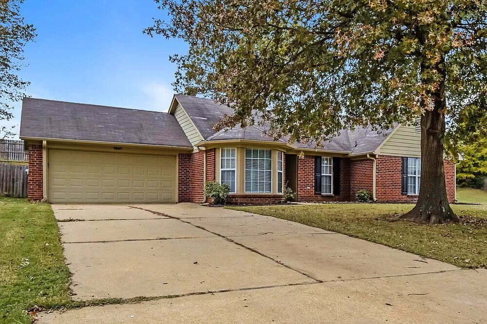 3 bed, 2.0 bath, 1263 sqft, $1,785 — Photo 3