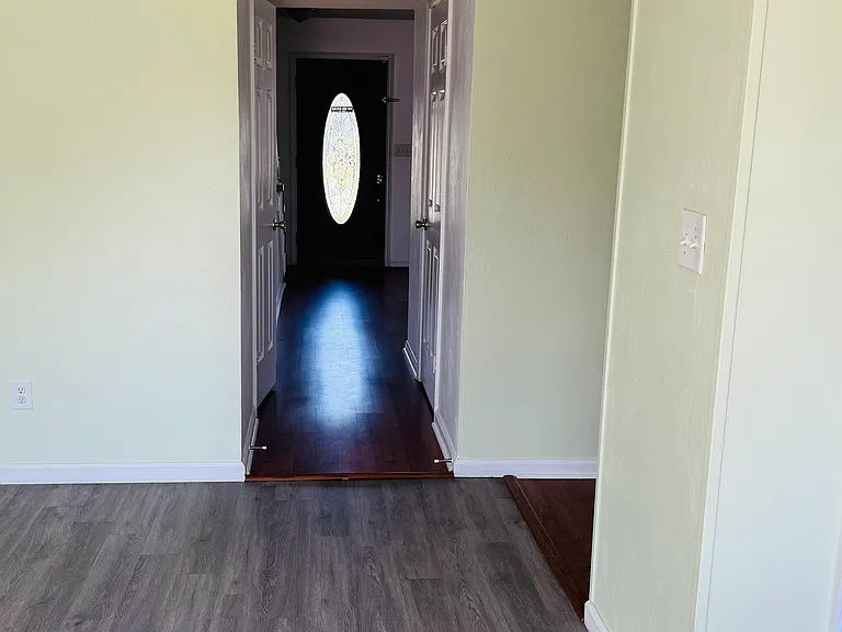 3901 Quartz Ln — Photo 11