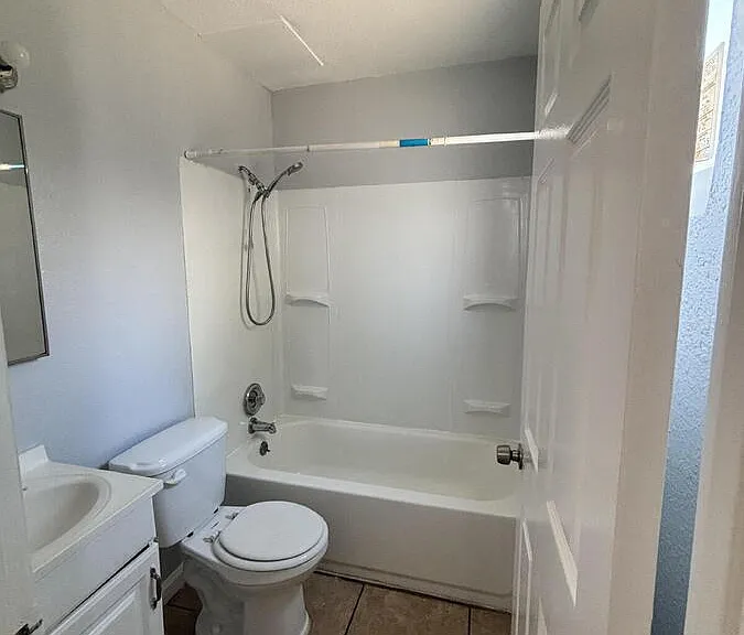 729 Dixieanne Ave #1 — Photo 7