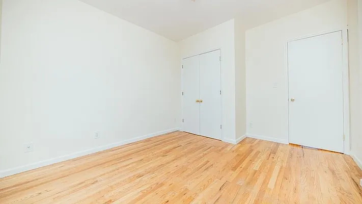 Rented by Nooklyn NYC LLC | media 8