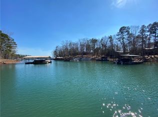 55 Majestic Shores Dr, Hartwell, GA 30643