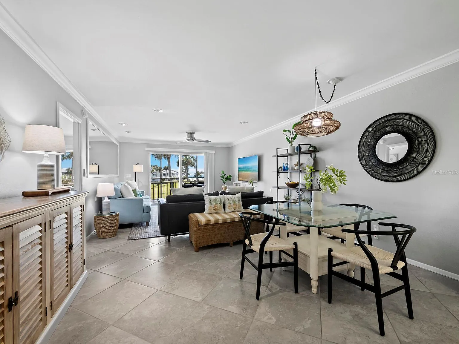 2 bed, 1170 sqft, $4,500 — Photo 1