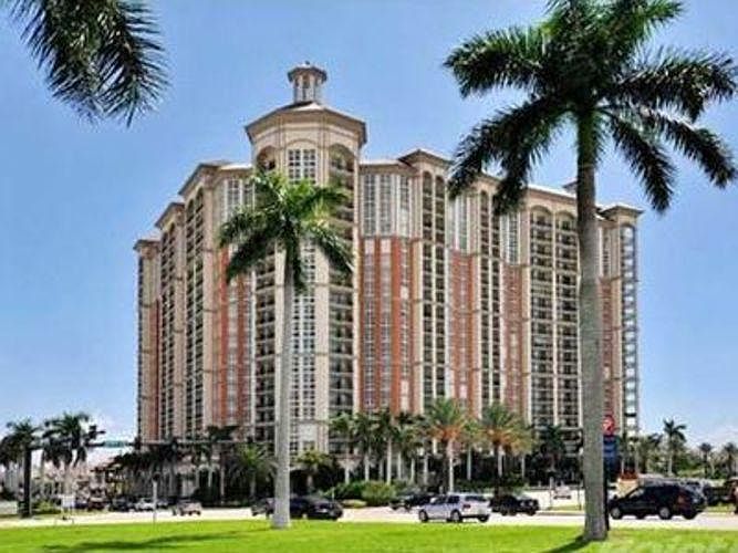 1st image of 550 Okeechobee Blvd APT 812