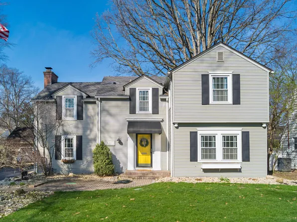 2695 Henthorn Rd, Columbus, OH 43221