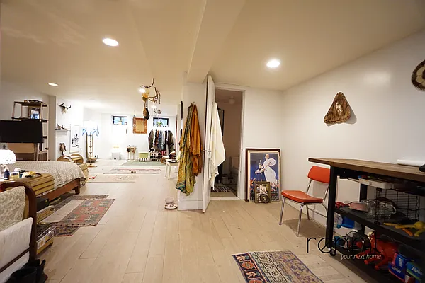 Rented by Rennit Inc. | media 9