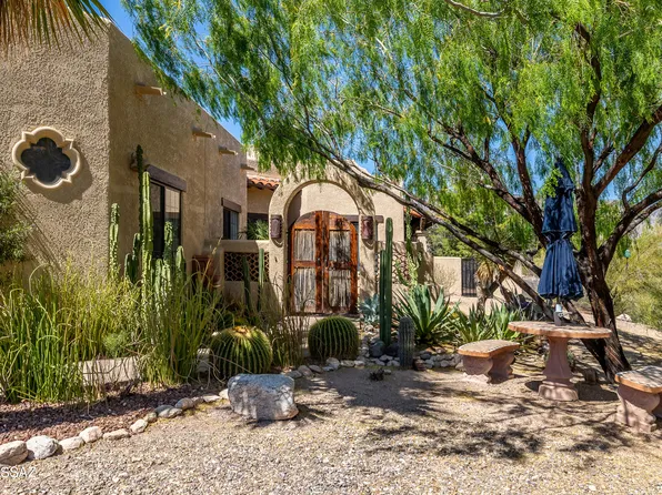 4555 N Camino Real, Tucson, AZ 85718