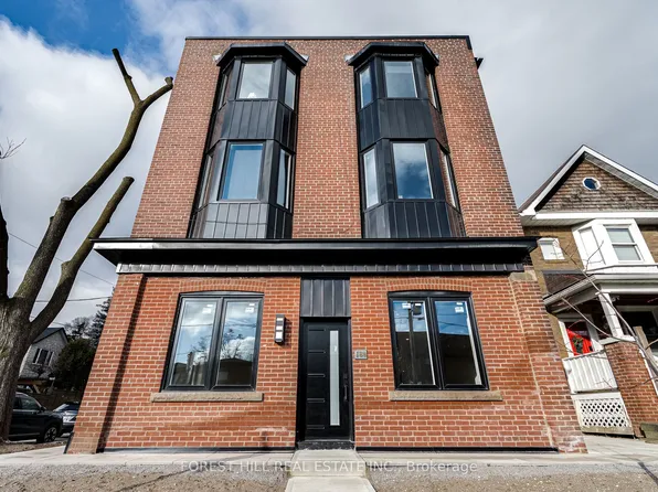 160 Tyrrel Ave, Toronto, ON M6G 2G7