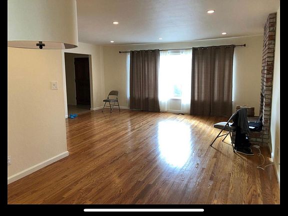 4th image of 66 Maggiora Dr