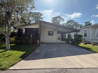 42 Royal Dr, Eustis, FL 32726