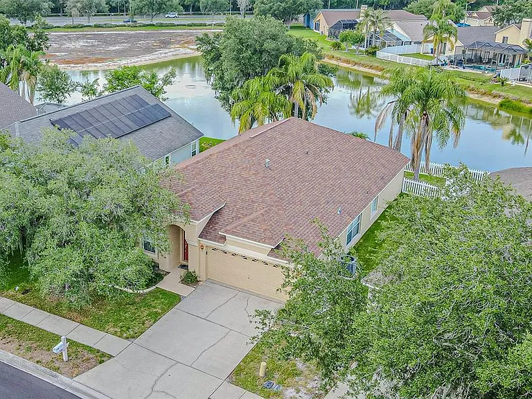 1550 Maximilian Dr — Photo 28
