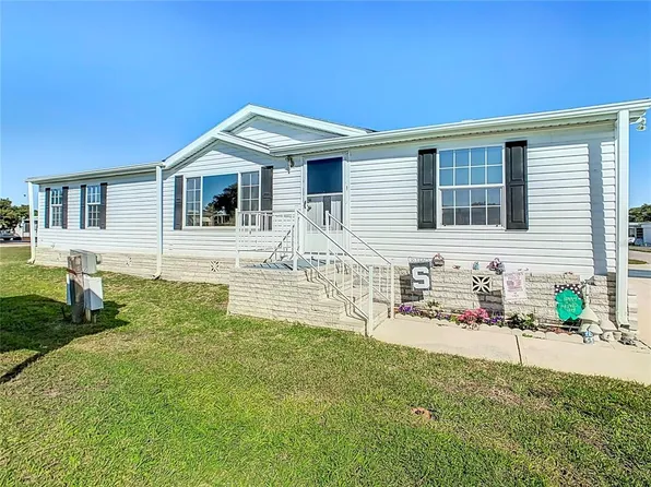 157 Orangewood Dr, Lake Wales, FL 33898