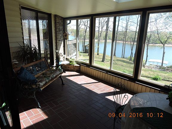 4th image of 215 Trotters Cir