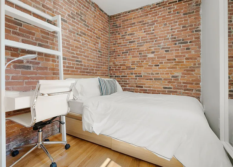 15 Snow Hill St #3 — Photo 1