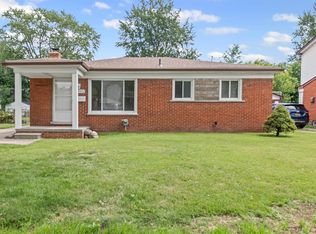 24452 Melody Rd, Warren, MI 48089