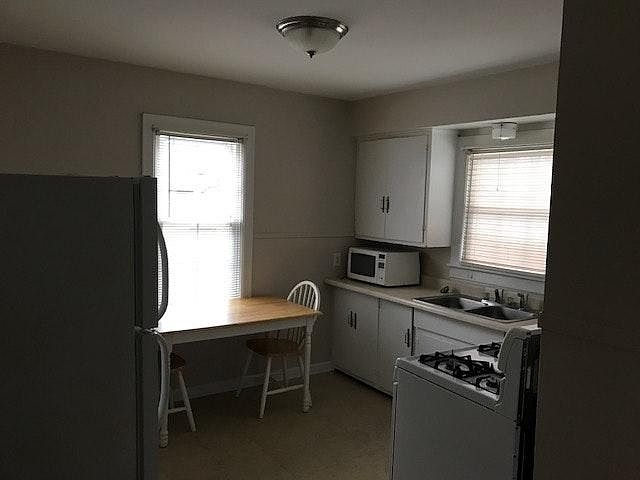 2nd image of 920-924 Maplewood Ave