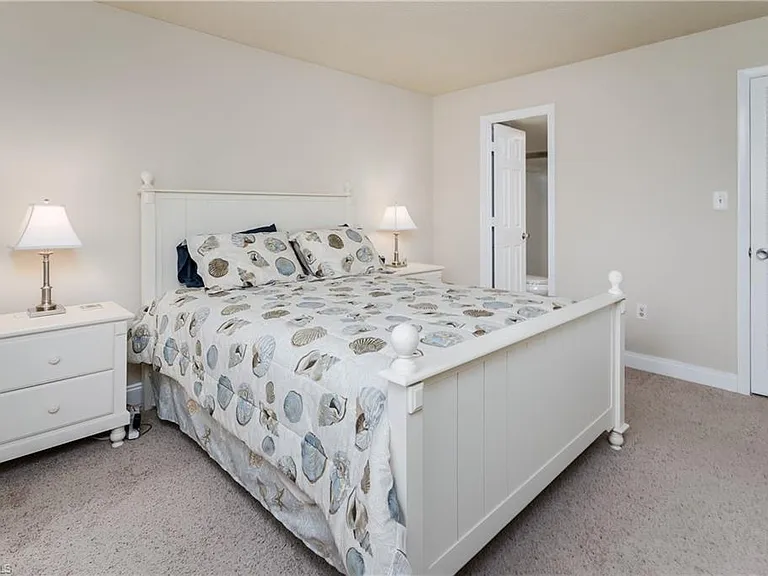 180 Turtle Lake Ct — Photo 18