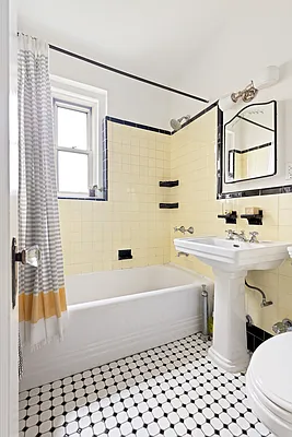 Sold by Compass | media 7