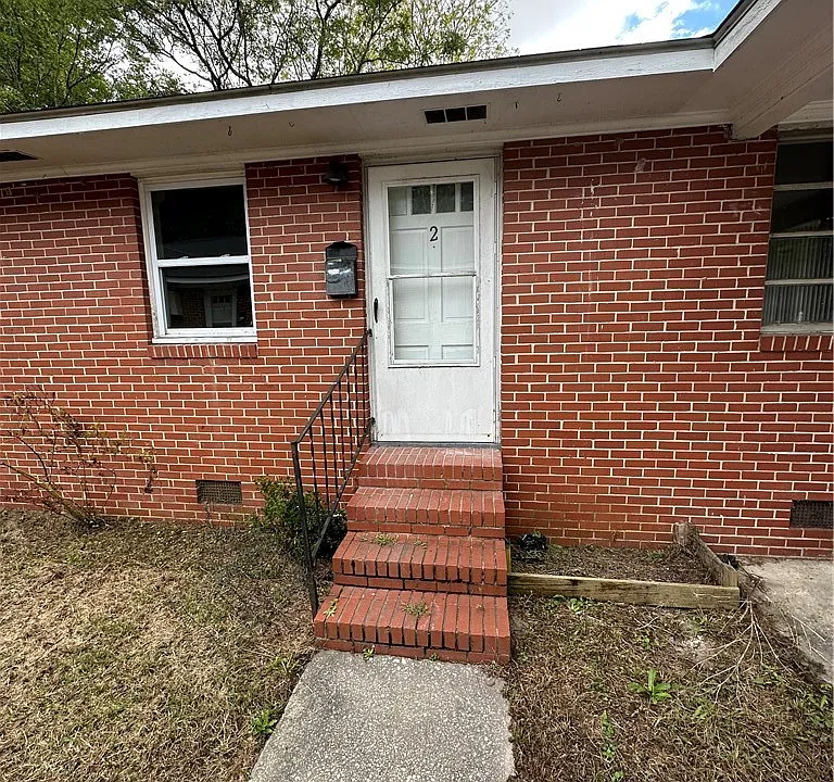 715 S 3rd St #7