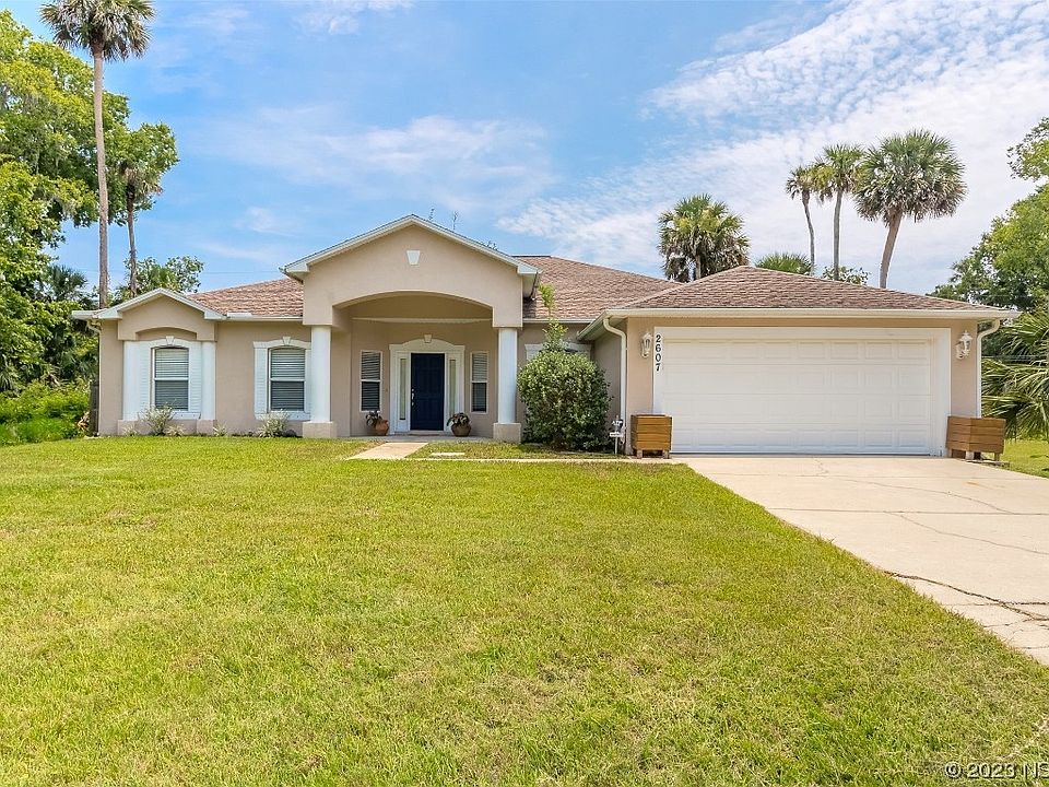 1st image of 2607 Needle Palm Dr