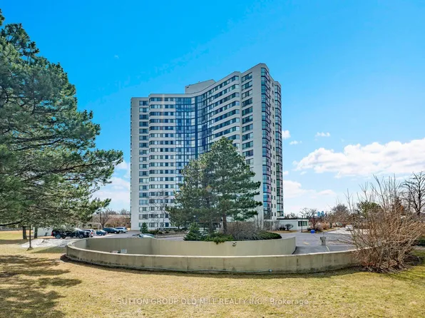 1360 Rathburn Rd E #206, Mississauga, ON L4W 4H4