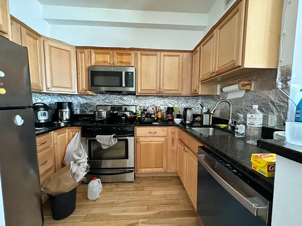 190 Summer St Unit 404, Malden, MA 02148