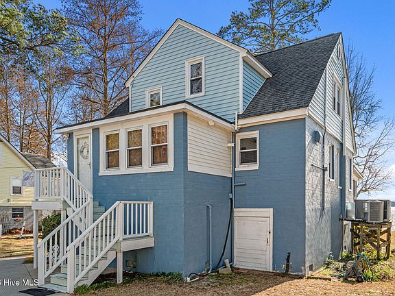 3rd image of 226 Shady Banks Beach Road