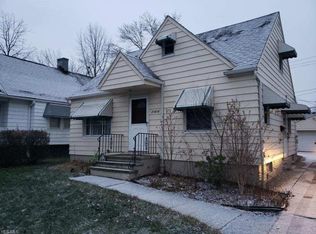 20604 Raymond St, Maple Heights, OH 44137