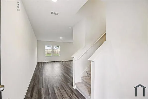 5508 Hastings Ln — Photo 12