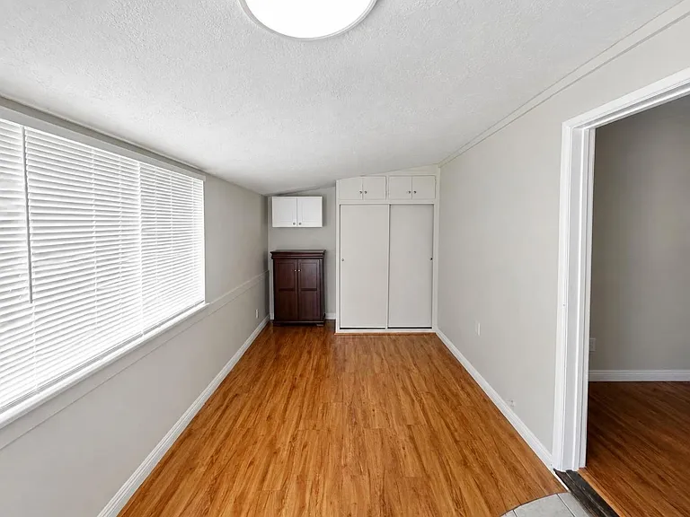 468 Jeffries Ave — Photo 25