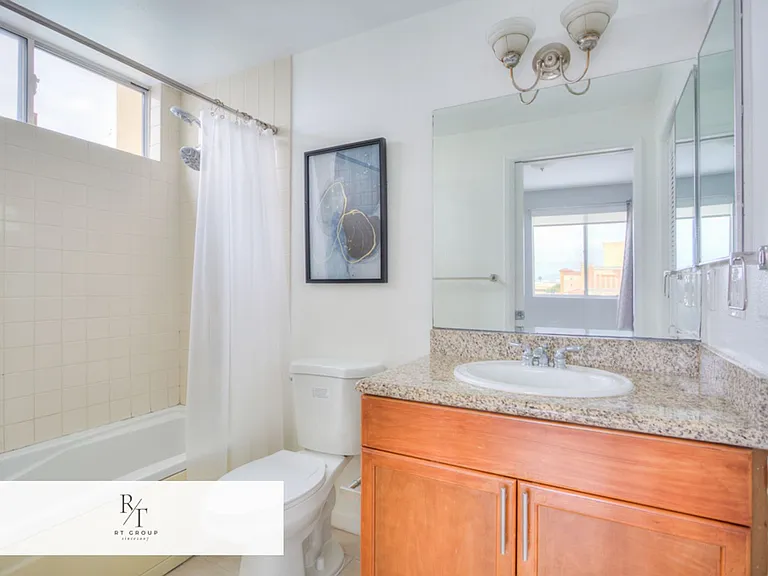 580 W Main St #302 — Photo 23
