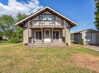 4 Gardner Ave, Attleboro, MA 02703