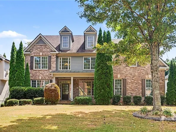 1955 Blossom Creek Ln, Cumming, GA 30040