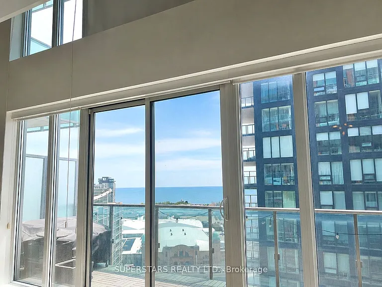 150 E Liberty St #2410 — Photo 4