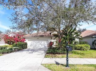 3204 Sundance Cir, Naples, FL 34109