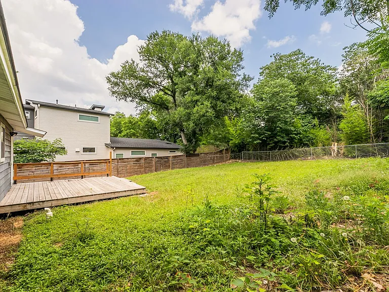 1717 Bunche Rd — Photo 22
