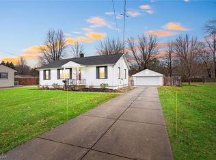 9012 Evergreen Dr, Mentor, OH 44060