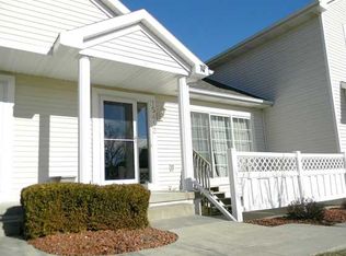 15412 Hammontree Dr, Urbandale, IA 50323