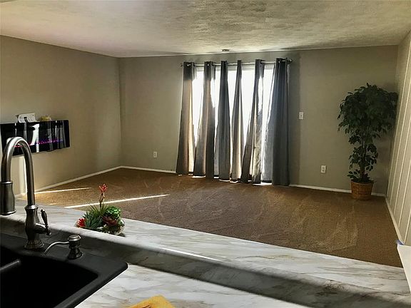 5th image of 10205 Dedham Dr