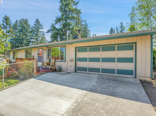 38600 Sandy Heights St, Sandy, OR 97055