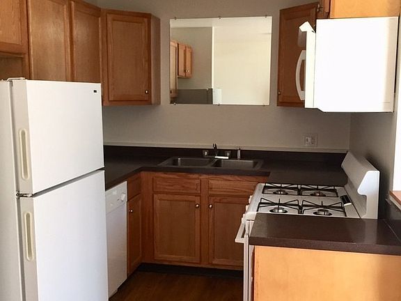 5th image of 4516 Chesterfield Blvd NW