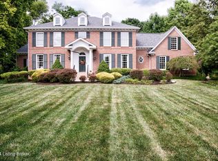 2121 Cave Spring Pl, Anchorage, KY 40223